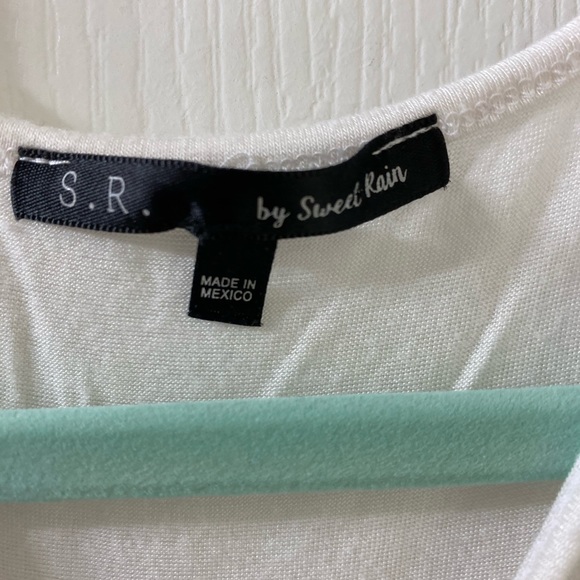 Pineapple tank top - Picture 3 of 3